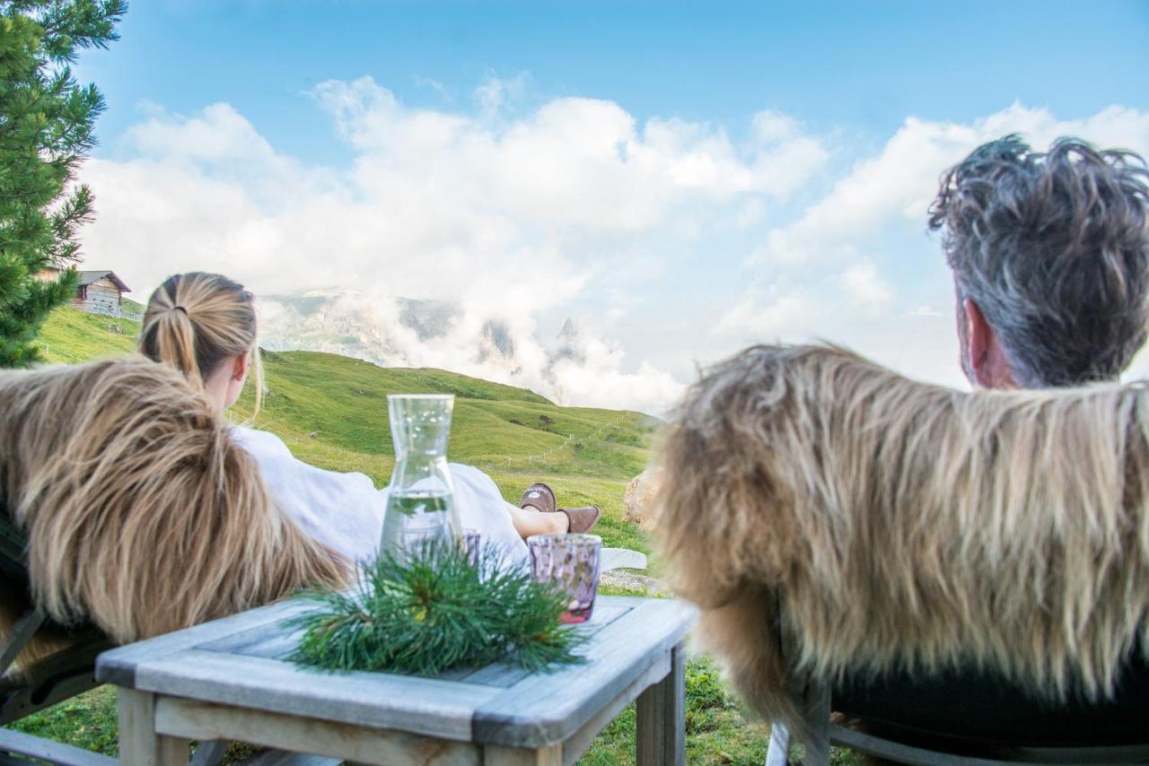 Hotel Goldknopf Alpe Di Siusi Εξωτερικό φωτογραφία