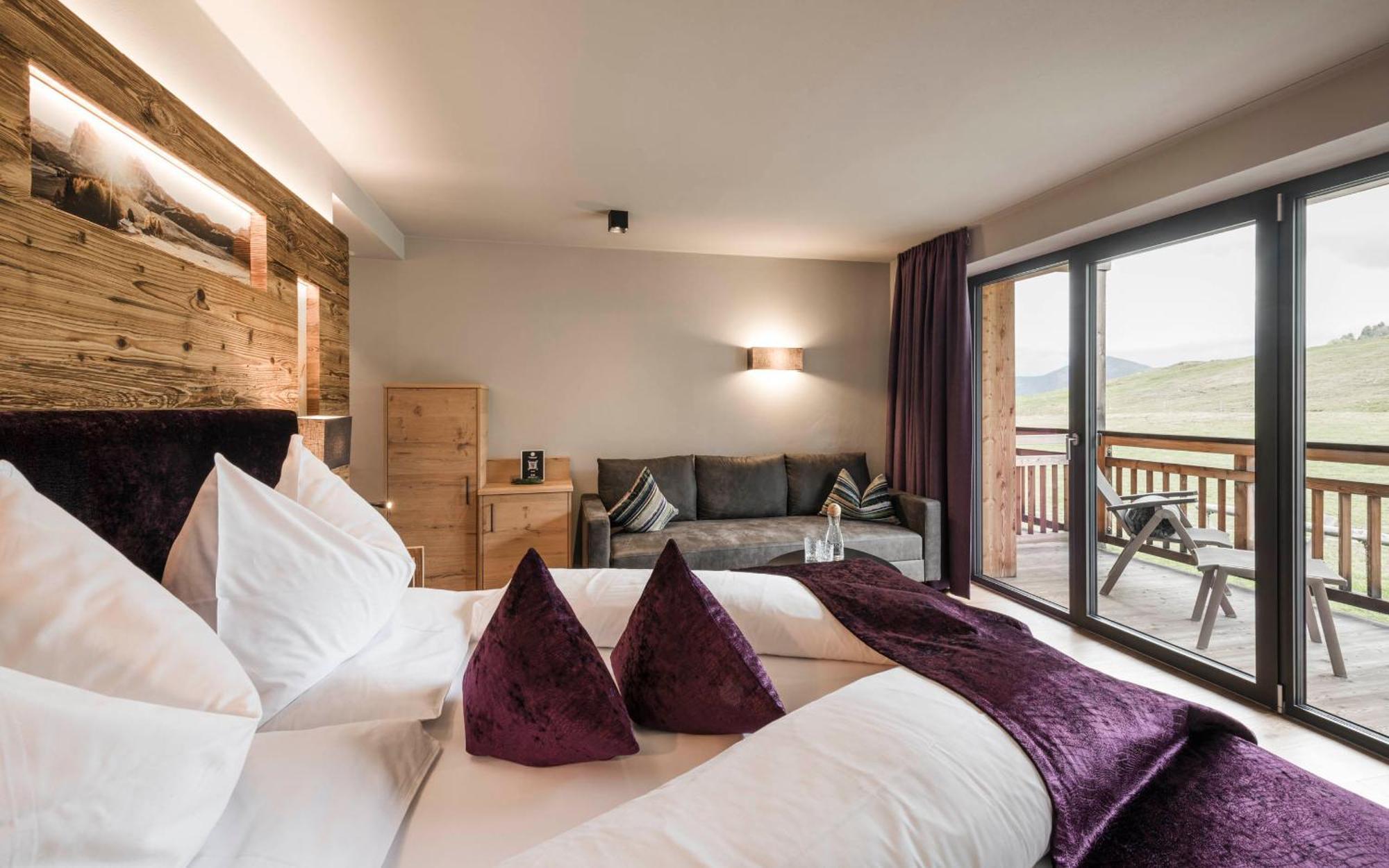 Hotel Goldknopf Alpe Di Siusi Εξωτερικό φωτογραφία