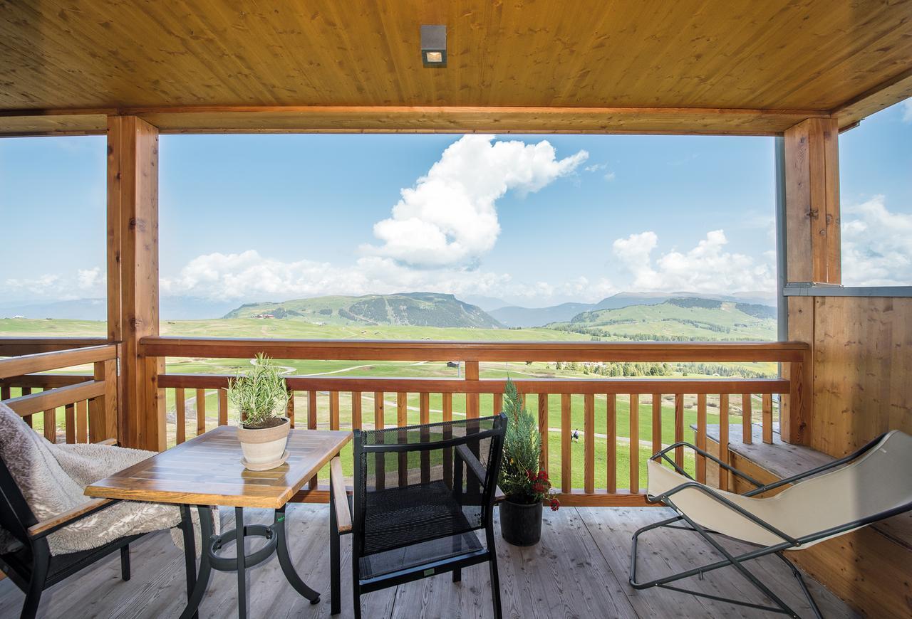 Hotel Goldknopf Alpe Di Siusi Εξωτερικό φωτογραφία