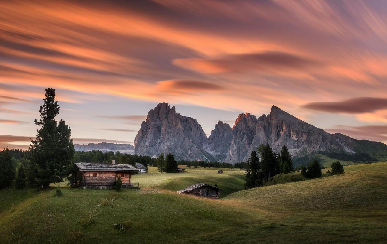 Hotel Goldknopf Alpe Di Siusi Εξωτερικό φωτογραφία